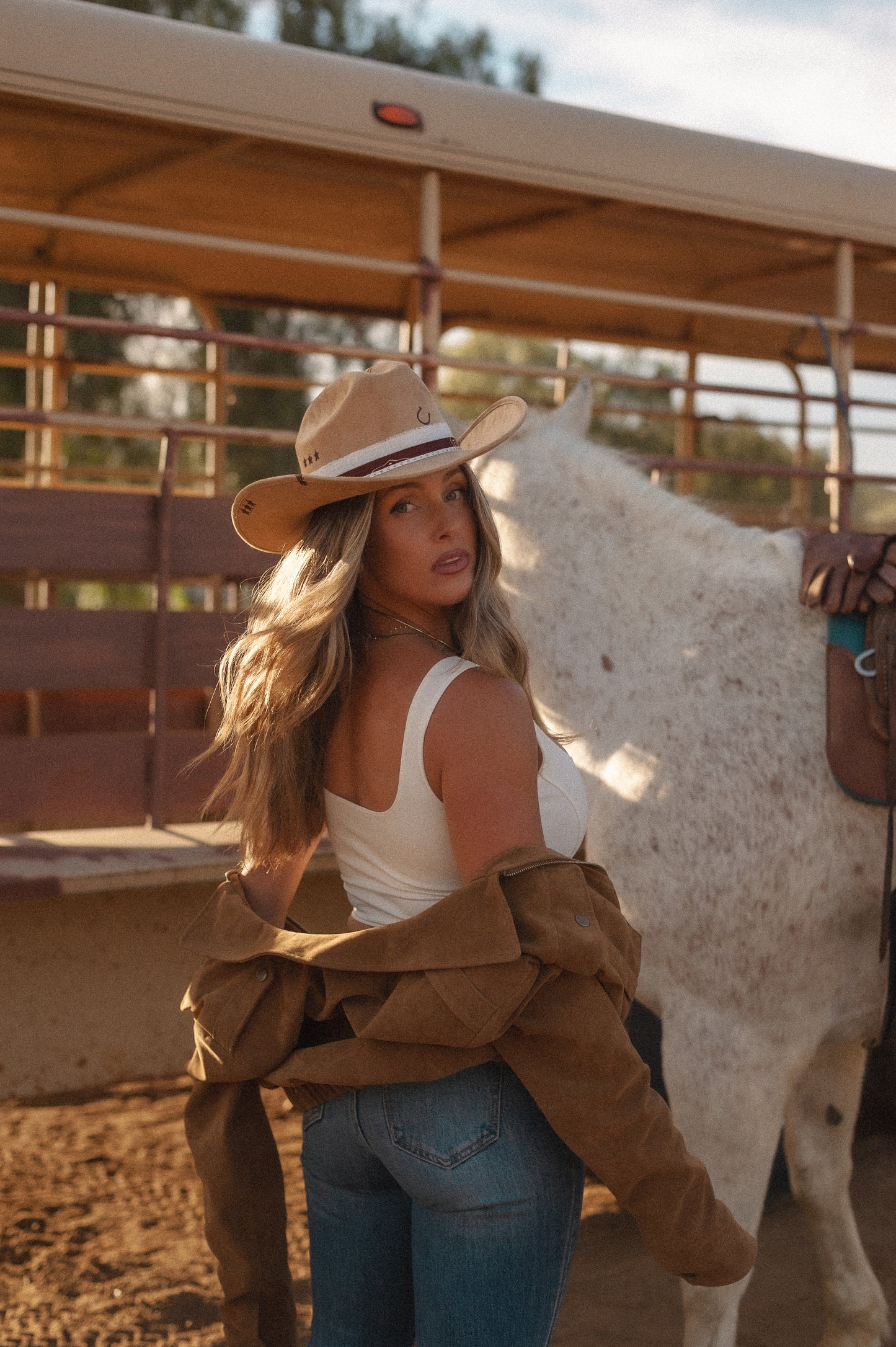 ≫∙∙ Coastal Cowgirl Light Brown ∙∙≪